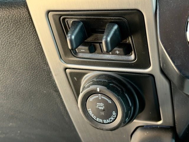 2022 Ford F-350SD Platinum
