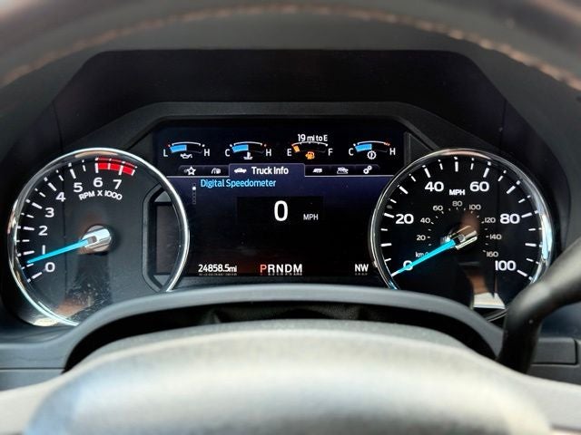 2022 Ford F-350SD Platinum