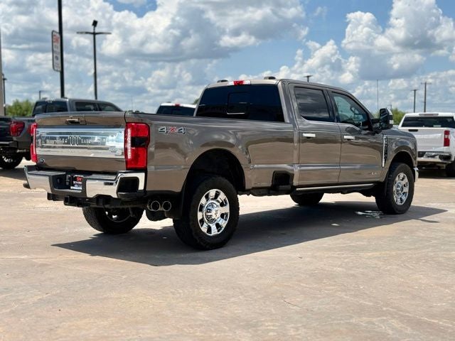 2023 Ford F-350SD King Ranch Chrome Pkg