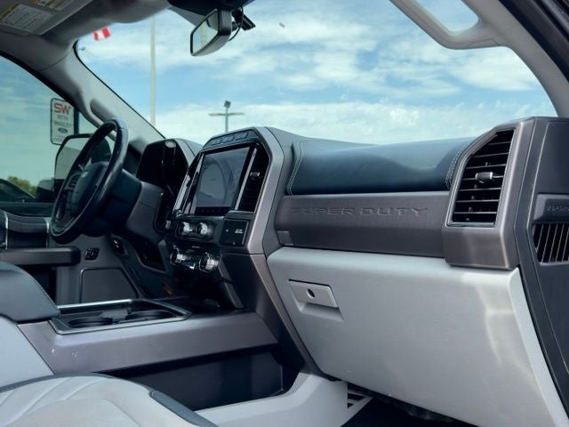 2022 Ford F-350SD Limited