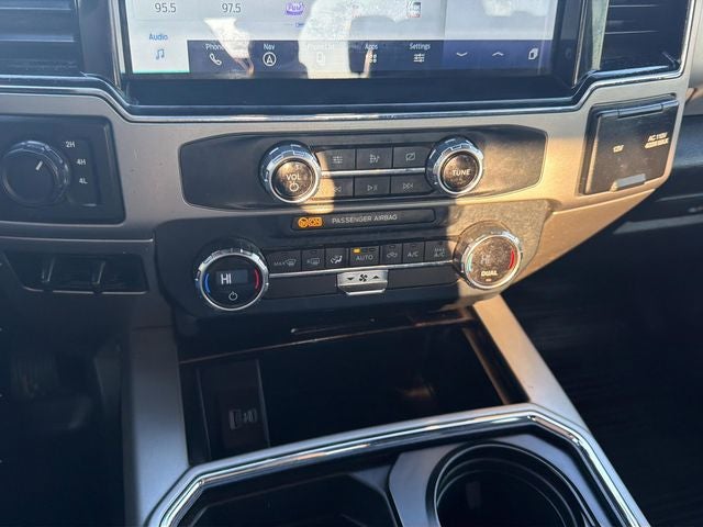 2022 Ford F-350SD Lariat Sport | 4WD | 6.7L Pwr Stroke