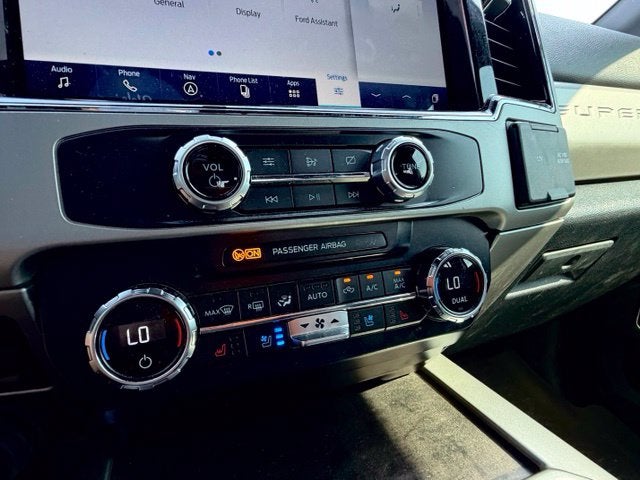 2022 Ford F-350SD Lariat