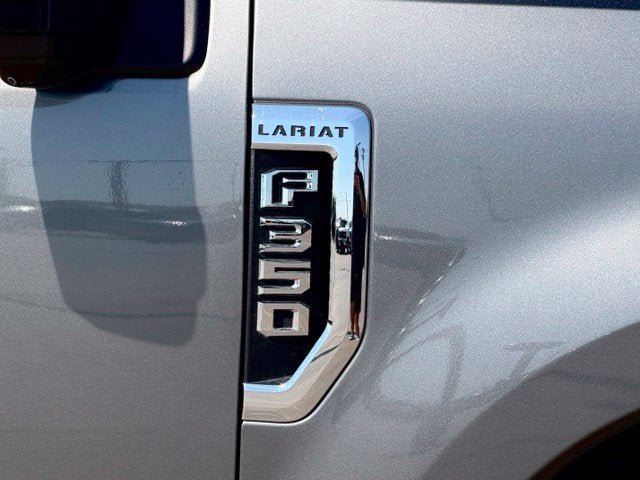 2022 Ford F-350SD Lariat