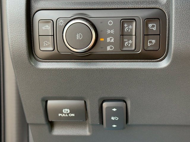 2027 Ford F-350SD Lariat DRW Hi Output 6.7L