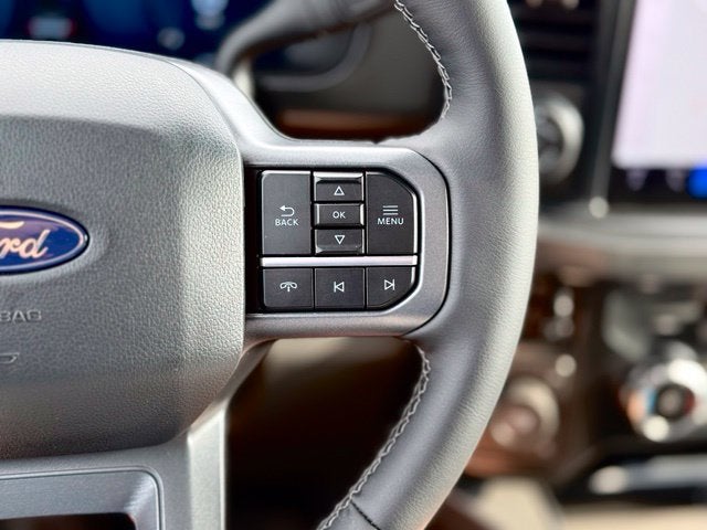 2027 Ford F-350SD Lariat DRW Hi Output 6.7L