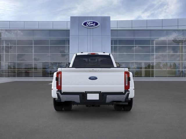 2025 Ford F-350SD Lariat DRW