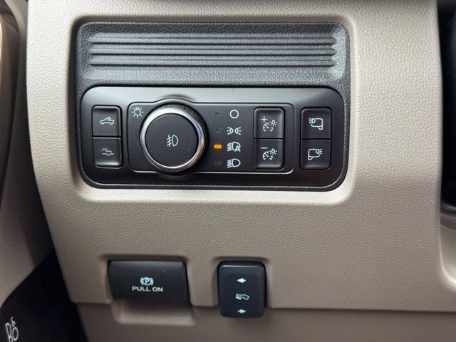 2027 Ford F-350SD Platinum Plus DRW