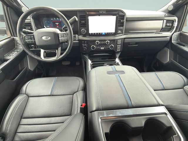 2026 Ford F-350SD Platinum DRW