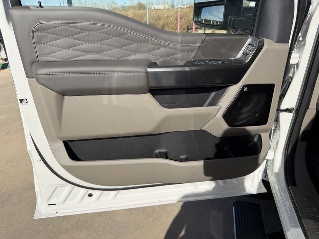 2026 Ford F-350SD Platinum DRW