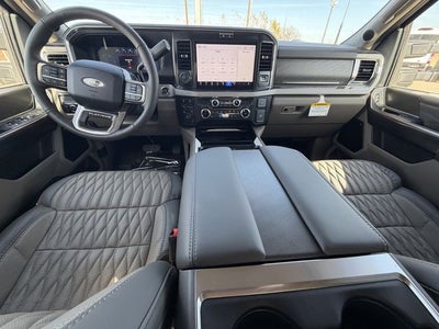 2026 Ford F-350SD Platinum DRW