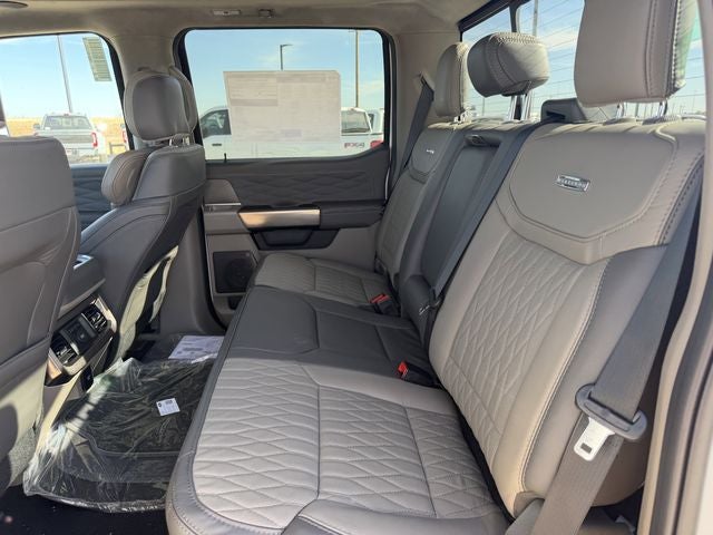 2026 Ford F-350SD Platinum DRW