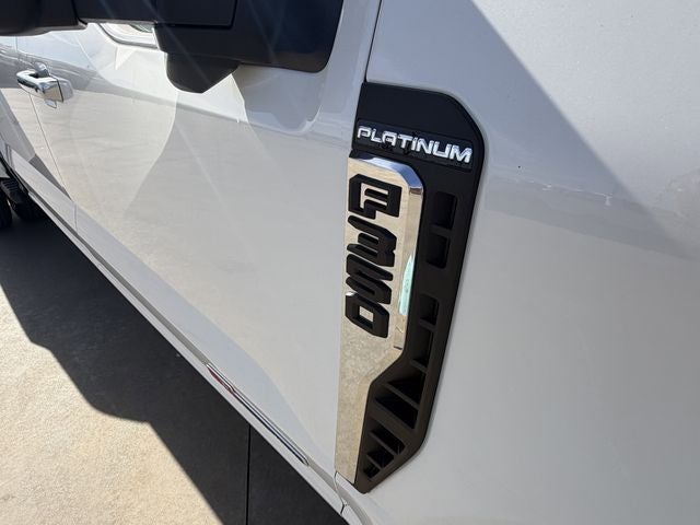 2026 Ford F-350SD Platinum DRW