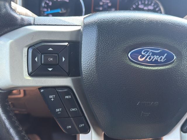 2022 Ford F-350SD Lariat DRW