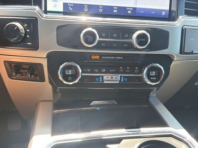 2022 Ford F-350SD Lariat DRW