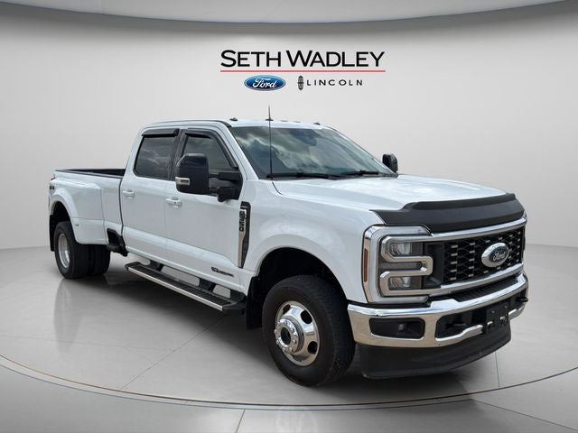 2025 Ford F-350SD Lariat DRW