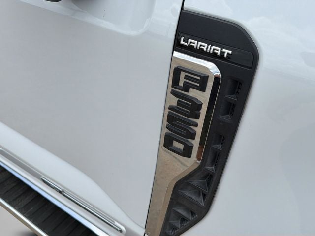 2025 Ford F-350SD Lariat DRW