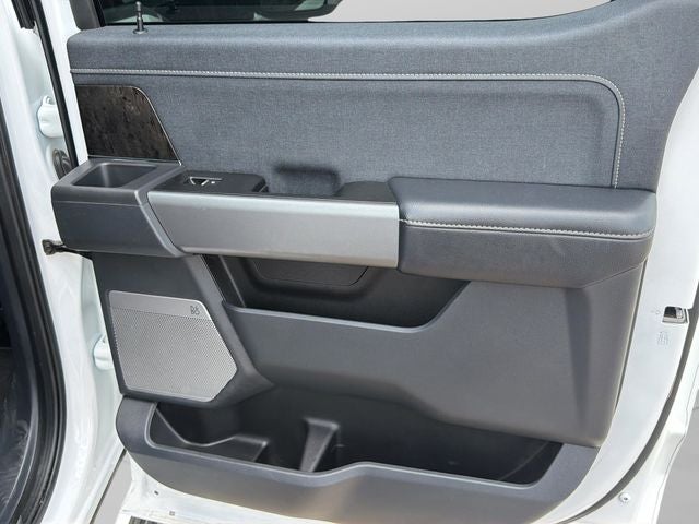 2025 Ford F-350SD Lariat DRW