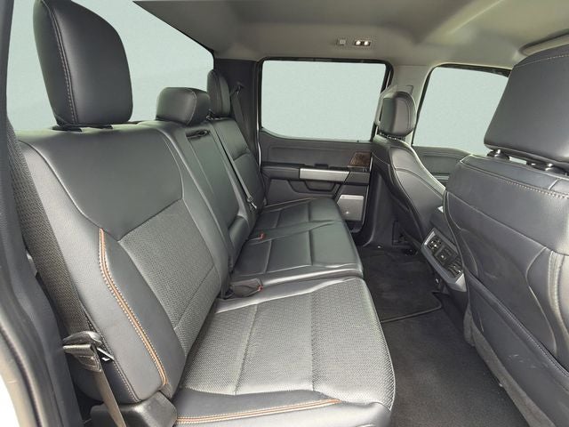 2025 Ford F-350SD Lariat DRW