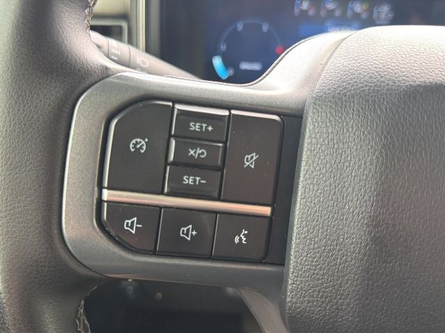 2025 Ford F-350SD Lariat DRW
