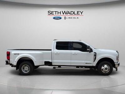 2025 Ford F-350SD Lariat DRW