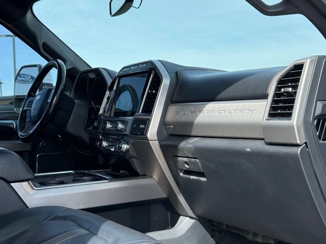 2022 Ford F-350SD Platinum DRW | Western Hauler