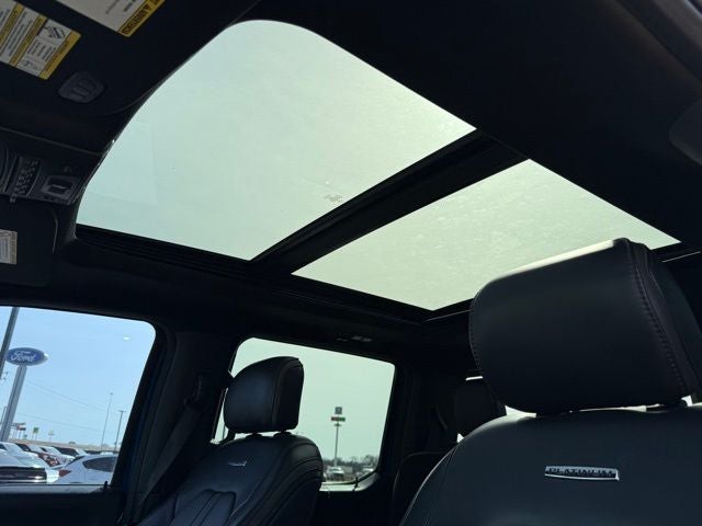 2022 Ford F-350SD Platinum DRW | Western Hauler