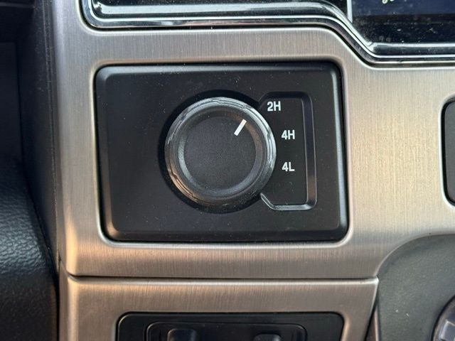 2022 Ford F-350SD Platinum DRW | Western Hauler