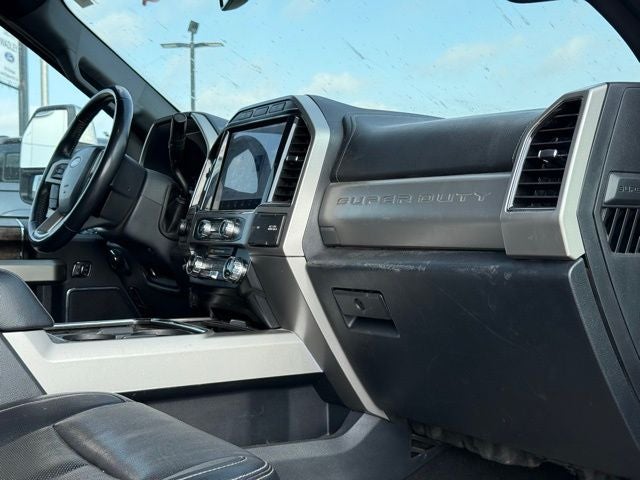 2022 Ford F-350SD Lariat DRW