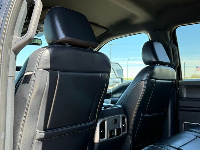 2022 Ford F-350SD Lariat DRW