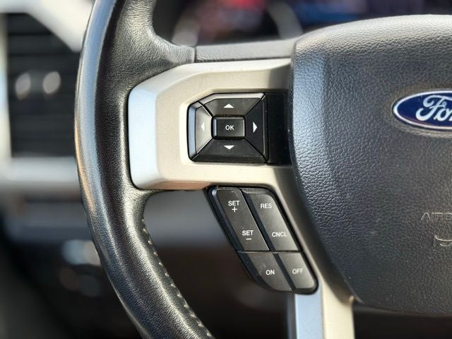 2022 Ford F-350SD Lariat DRW