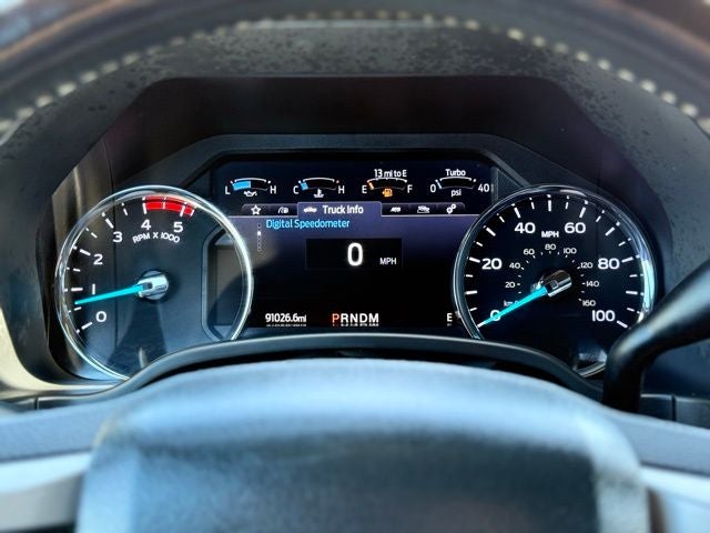 2022 Ford F-350SD Lariat DRW