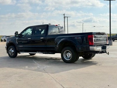 2022 Ford F-350SD Lariat DRW