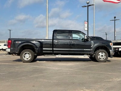 2022 Ford F-350SD Lariat DRW