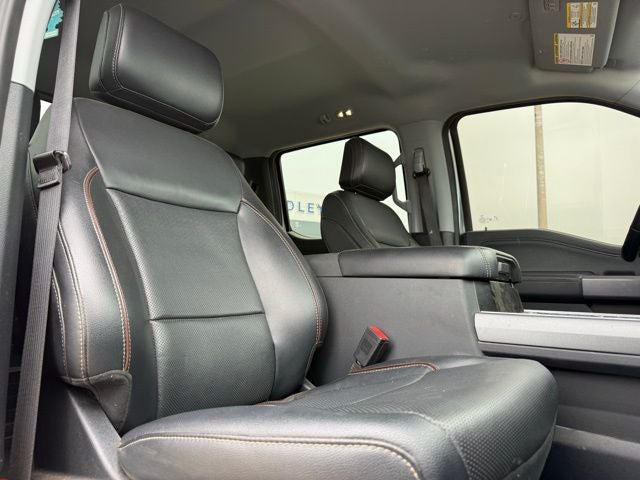 2023 Ford F-350SD Lariat DRW