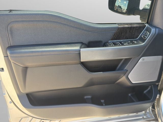 2023 Ford F-350SD Lariat DRW 360-Degree Camera Pkg.