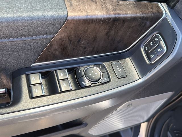 2023 Ford F-350SD Lariat DRW 360-Degree Camera Pkg.