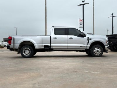 2023 Ford F-350SD Lariat DRW