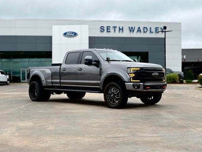2022 Ford F-350SD Lariat DRW