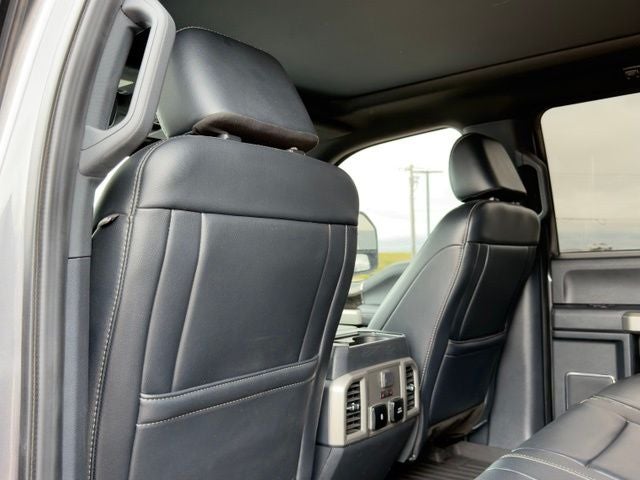 2022 Ford F-350SD Lariat DRW