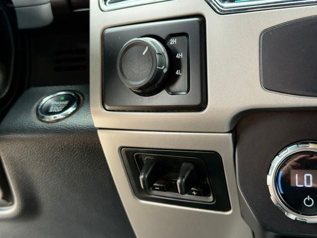 2022 Ford F-350SD Lariat DRW