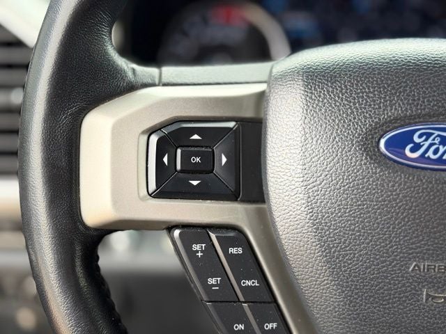 2022 Ford F-350SD Lariat DRW