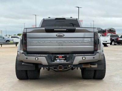 2022 Ford F-350SD Lariat DRW