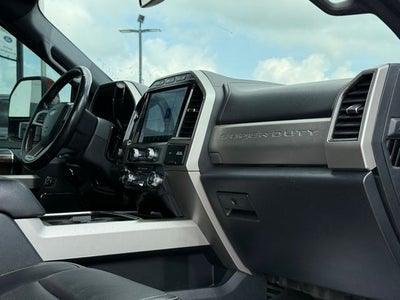 2022 Ford F-350SD Lariat