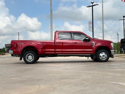2022 Ford F-350SD Lariat