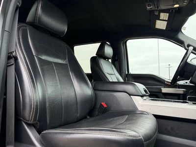 2022 Ford F-350SD Lariat DRW