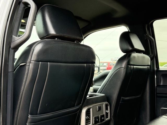 2022 Ford F-350SD Lariat DRW