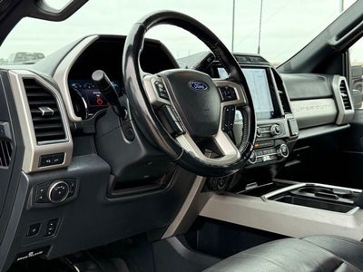 2022 Ford F-350SD Lariat DRW