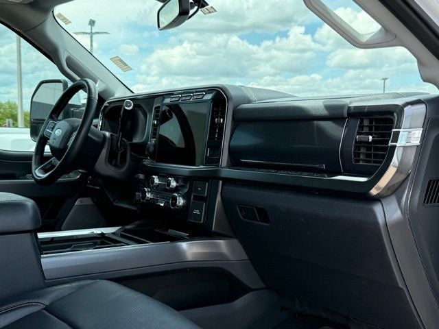 2024 Ford F-350SD Lariat DRW