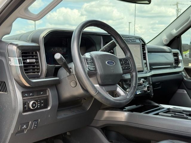 2024 Ford F-350SD Lariat DRW