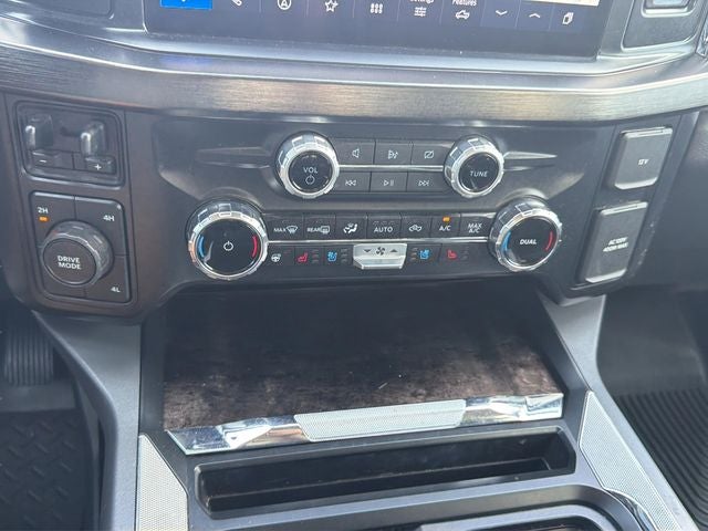 2024 Ford F-350SD Lariat DRW